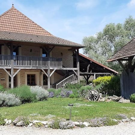 Gite Chez Leo Varennes-sur-le-Doubs Bagian luar foto