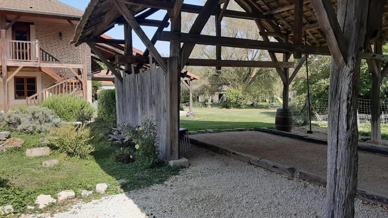 Gite Chez Leo Varennes-sur-le-Doubs Bagian luar foto